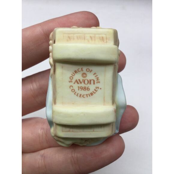 Avon 1986 Heavenly Blessings Nativity set 6 piece lot - Picture 9 of 11